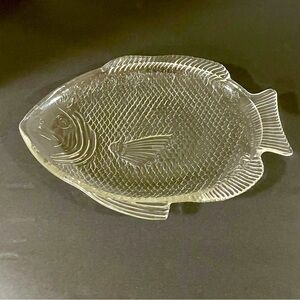 Clear Glass Embossed Fins and Scales Fish Shape Oven Proof USA Plate Platter